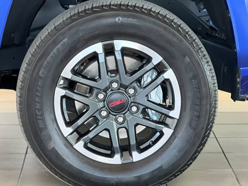 Certified 2025 Toyota Tacoma TRD Sport AWD/4WD image 24