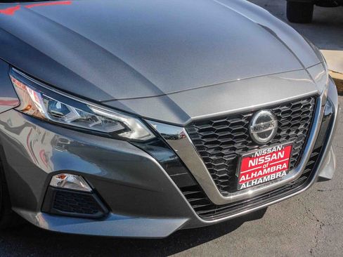 Certified 2020 Nissan Altima 2.5 SR image 6
