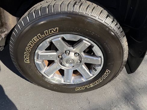 Used 2014 Toyota 4Runner Trail AWD/4WD image 95