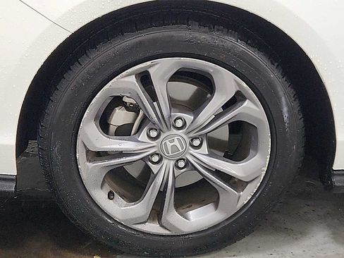 Used 2024 Honda Accord EX image 10