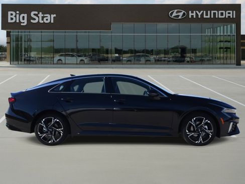 Used 2025 Kia K5 GT-Line w/ GT-Line Premium Package image 5