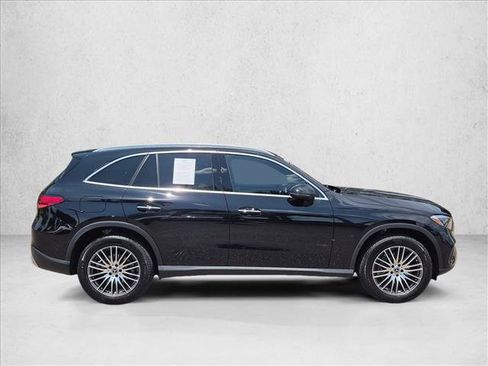Certified 2026 Mercedes-Benz GLC 300 image 4