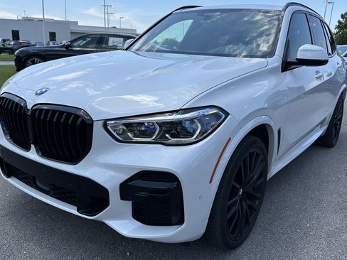Used 2023 BMW X5 xDrive40i w/ Executive Package AWD/4WD image 5