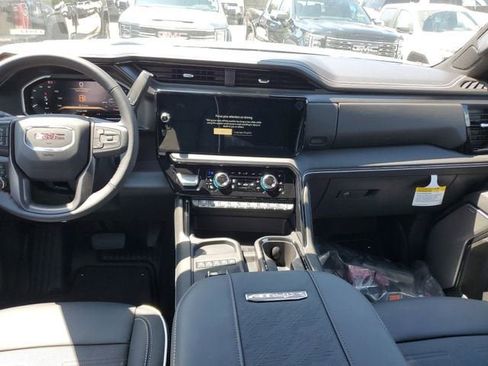 New 2026 GMC Sierra 2500 AT4X AWD/4WD image 15