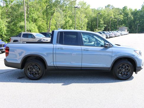 Used 2025 Honda Ridgeline TrailSport+ image 8