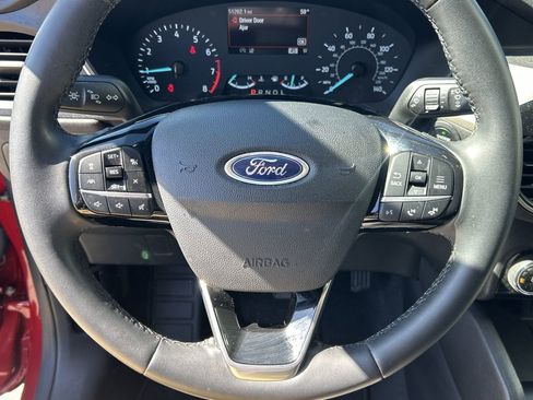Used 2022 Ford Escape SE w/ Cold Weather Package image 24
