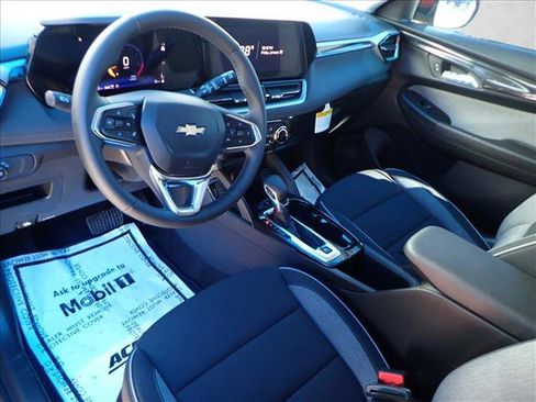 New 2026 Chevrolet TrailBlazer LT w/ LT Cold Weather Package AWD/4WD image 10
