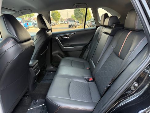 Used 2024 Toyota RAV4 Adventure AWD/4WD image 17