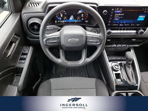 Used 2024 Chevrolet Colorado Trail Boss image 15