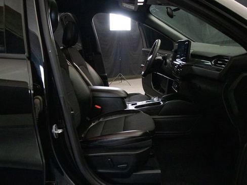 Used 2023 Ford Escape ST-Line Select w/ Tech Pack #2 AWD/4WD image 17