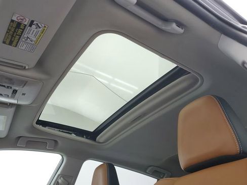 Used 2016 Toyota RAV4 Limited image 20