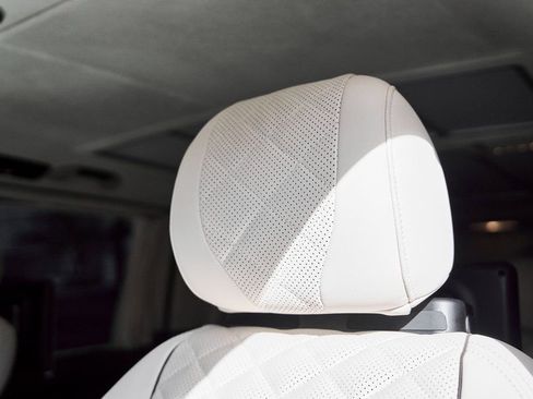 Used 2021 Mercedes-Benz Metris Passenger w/ Premium Safety Package image 53