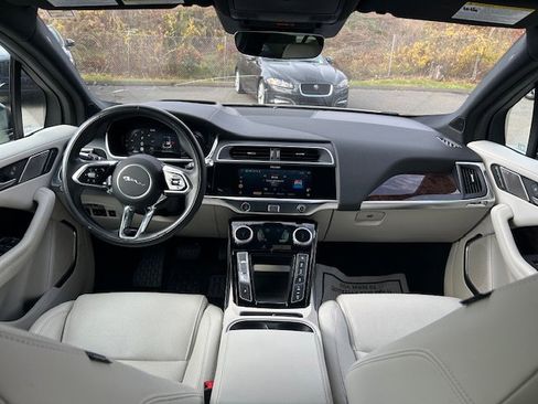 Certified 2022 Jaguar I-PACE HSE image 25