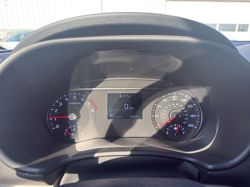 Used 2020 Kia Soul LX image 16