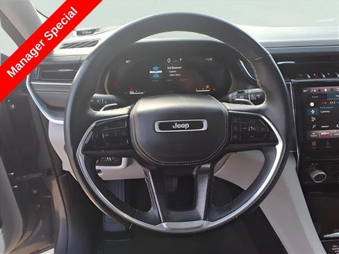 Used 2021 Jeep Grand Cherokee L Overland w/ Luxury Tech Group IV AWD/4WD image 4