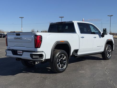 New 2026 GMC Sierra 3500 Denali Ultimate AWD/4WD image 4