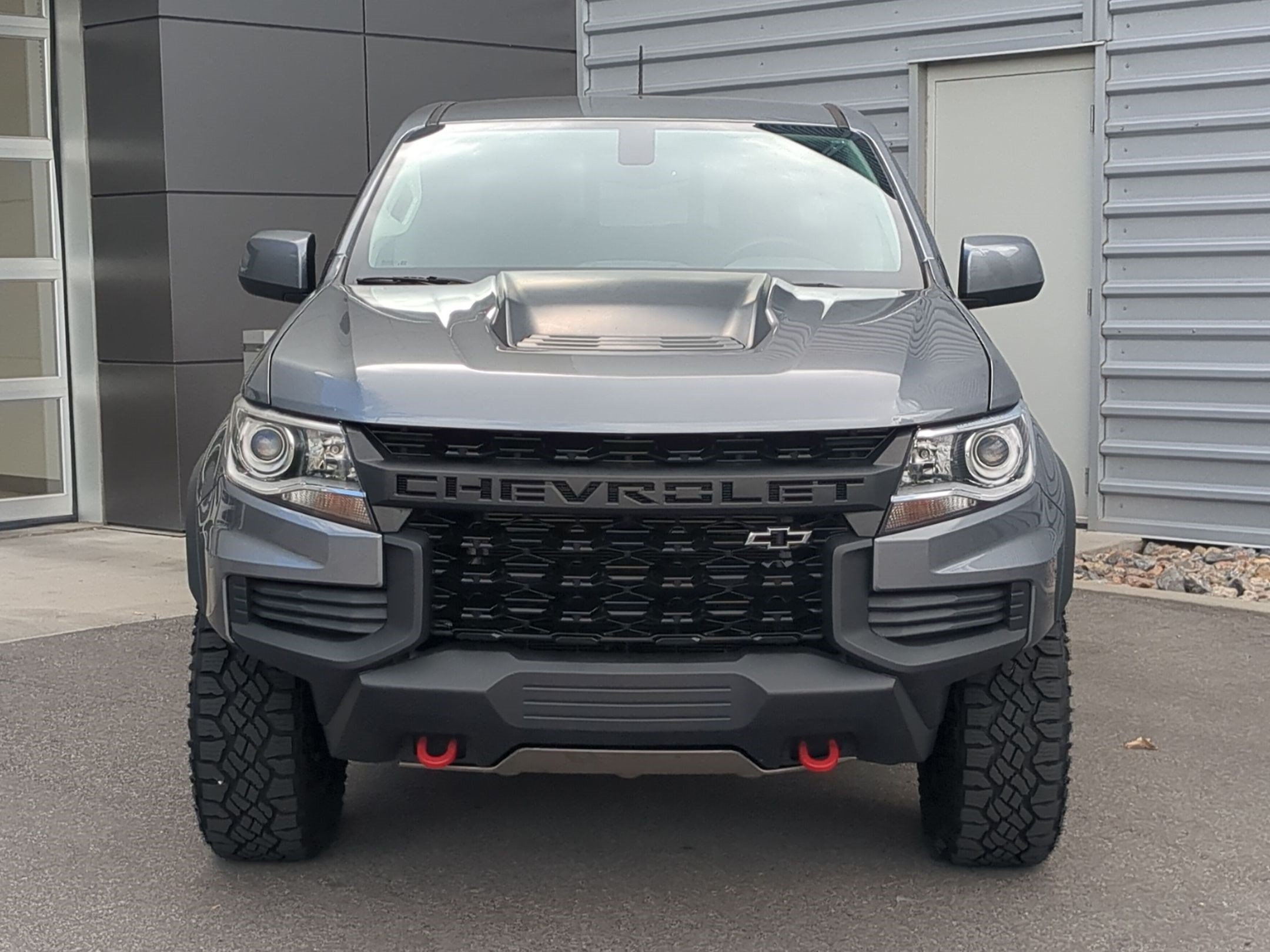 Used 2022 Chevrolet Colorado ZR2 AWD/4WD image 2