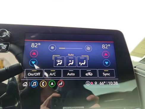 Used 2022 Chevrolet Corvette Stingray w/ Z51 Performance Package image 38