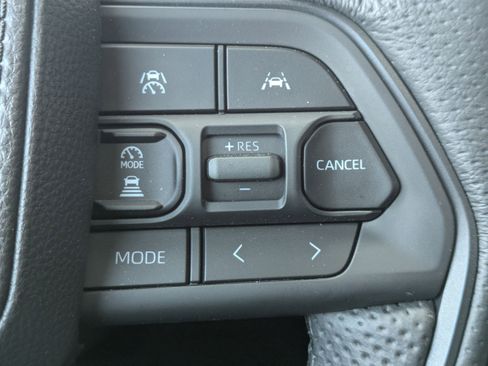 Used 2025 Toyota Tacoma TRD Pro image 14