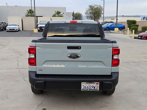 Used 2023 Ford Maverick XLT w/ Black Appearance Package image 4
