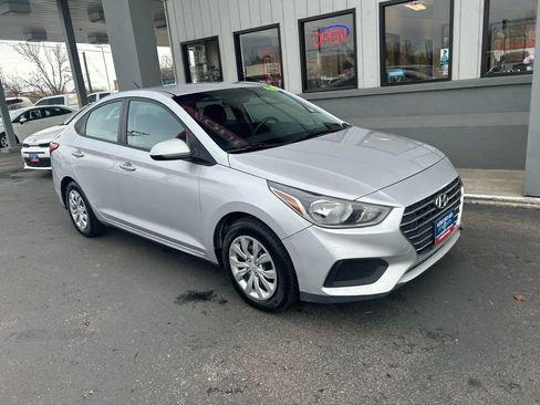 Used 2021 Hyundai Accent SE image 20