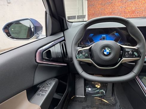 Used 2025 BMW X3 xDrive30i image 13