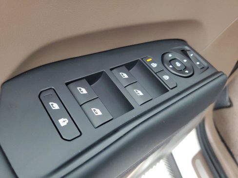 Used 2024 Kia EV9 Land AWD/4WD image 19