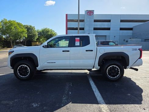 New 2026 Toyota Tacoma TRD Off-Road AWD/4WD image 8