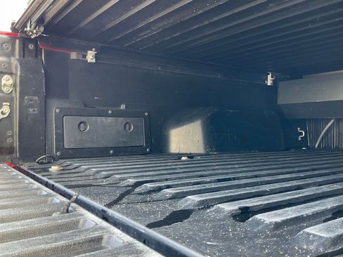 Used 2016 Toyota Tacoma SR5 image 17