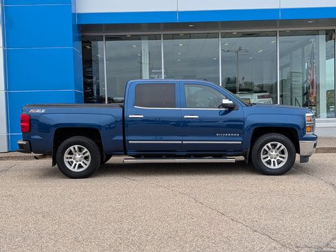 Used 2015 Chevrolet Silverado 1500 LTZ Z71 w/ LTZ Plus Package AWD/4WD image 2