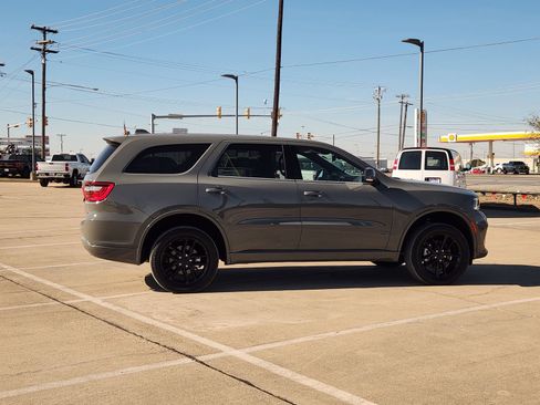 Used 2022 Dodge Durango GT image 7