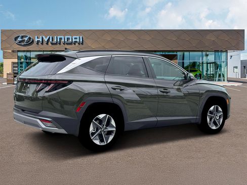 New 2026 Hyundai Tucson SEL FWD image 8
