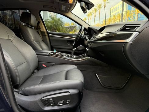 Used 2014 BMW 550i Sedan RWD image 17