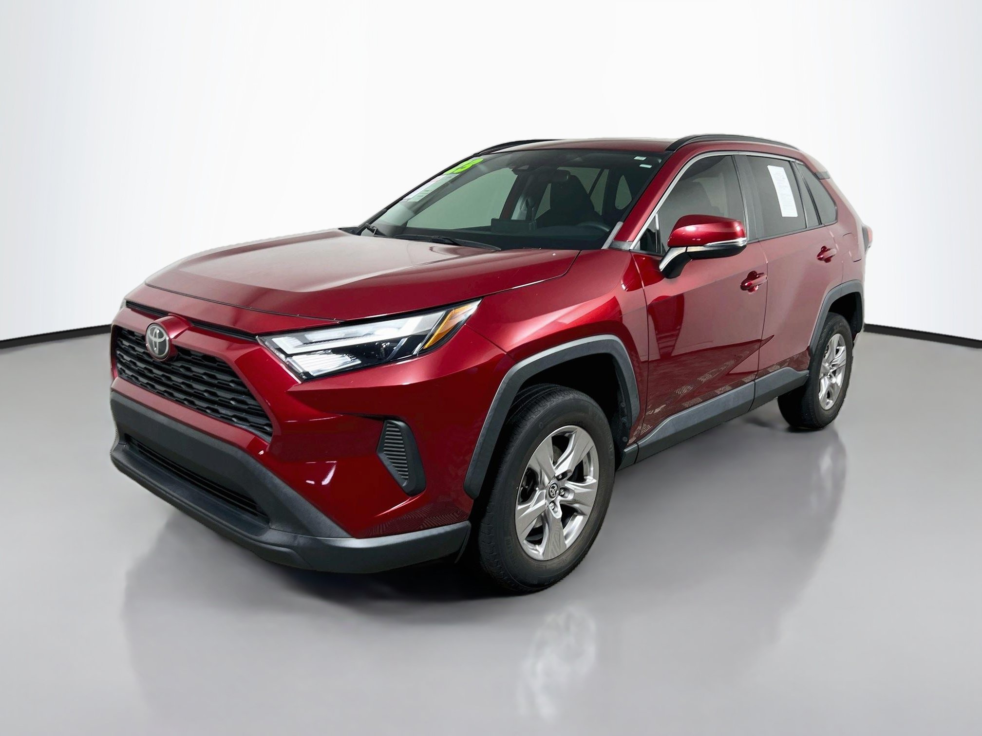 Used 2023 Toyota RAV4 XLE w/ Convenience Package FWD image 10