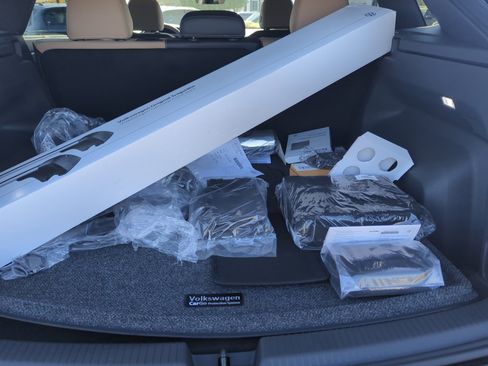 New 2026 Volkswagen Atlas Cross Sport SE image 29