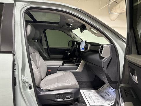 Used 2024 Toyota Sequoia Limited image 22