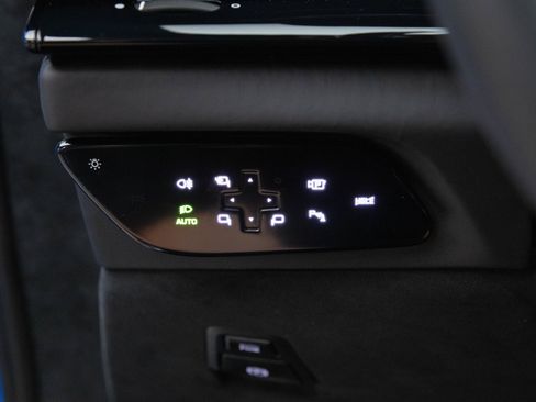 Certified 2026 Ferrari Purosangue AWD/4WD image 30