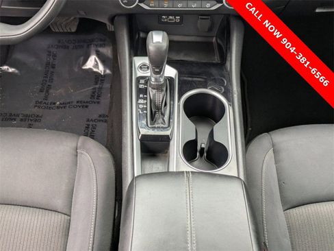 Used 2024 Nissan Altima 2.5 SV image 17