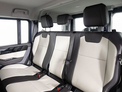 New 2025 INEOS Grenadier image 27