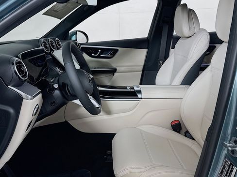 New 2026 Mercedes-Benz GLC 300 image 16