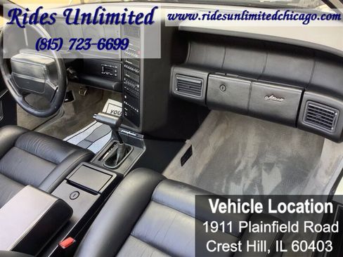 Used 1990 Cadillac Allante image 28