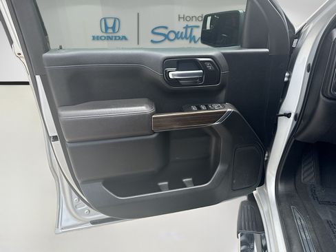 Used 2022 Chevrolet Silverado 1500 RST RWD image 19