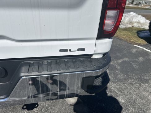 Used 2022 GMC Sierra 2500 SLE w/ SLE Convenience Package image 8