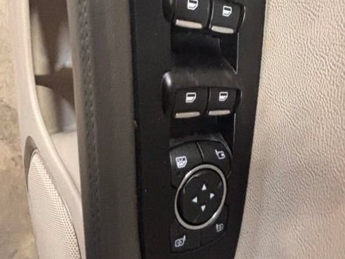 Used 2019 Lincoln Nautilus Select w/ Cargo Utility Package FWD image 28