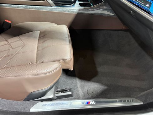 Used 2023 BMW 760i xDrive w/ Executive Package AWD/4WD image 61