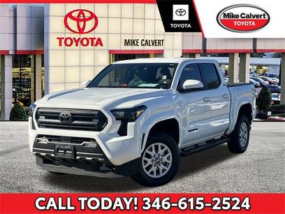 Used 2025 Toyota Tacoma SR5
