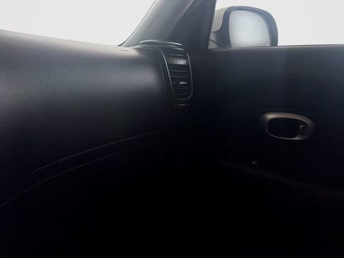 Used 2019 Kia Soul w/ Convenience Package FWD image 24
