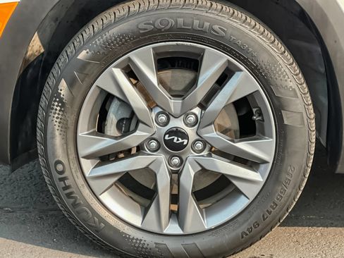 Used 2023 Kia Seltos S AWD/4WD image 25