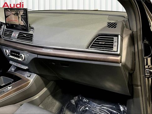 Used 2023 Audi Q5 2.0T Premium Plus w/ Premium Plus Package image 26