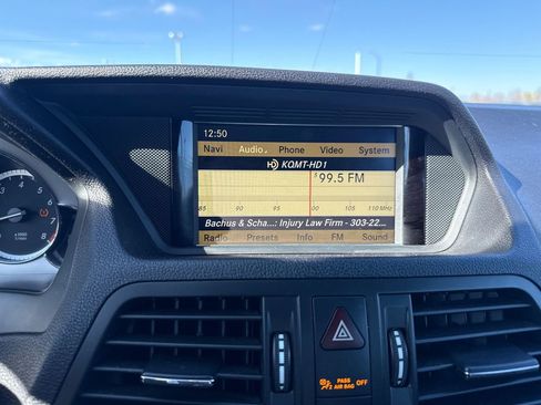 Used 2011 Mercedes-Benz E 550 Cabriolet image 64